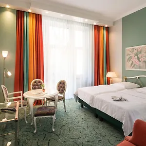 hotel-palmenhof.frankfurtammainhotels.com/